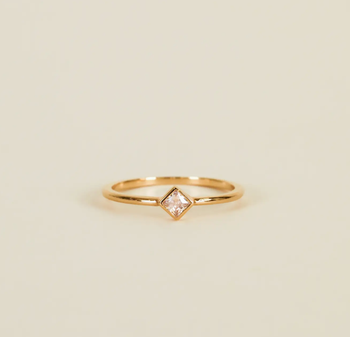 Champagne Stud Ring