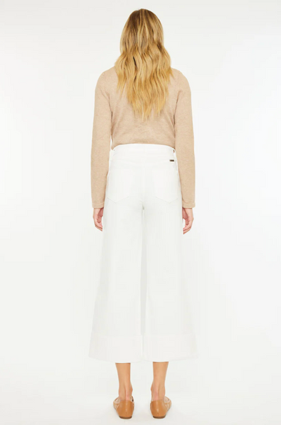 Ultra High Rise Cropped 90's Jean