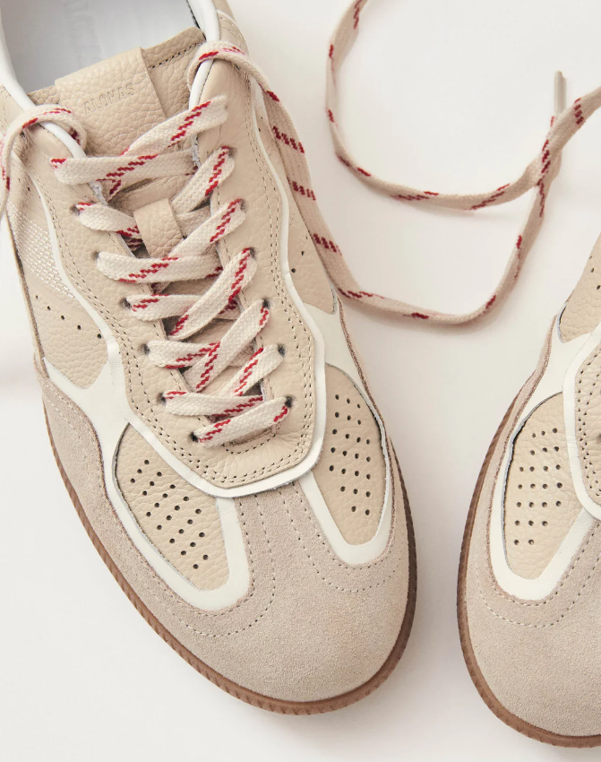 Rife Grain Cream Sneakers