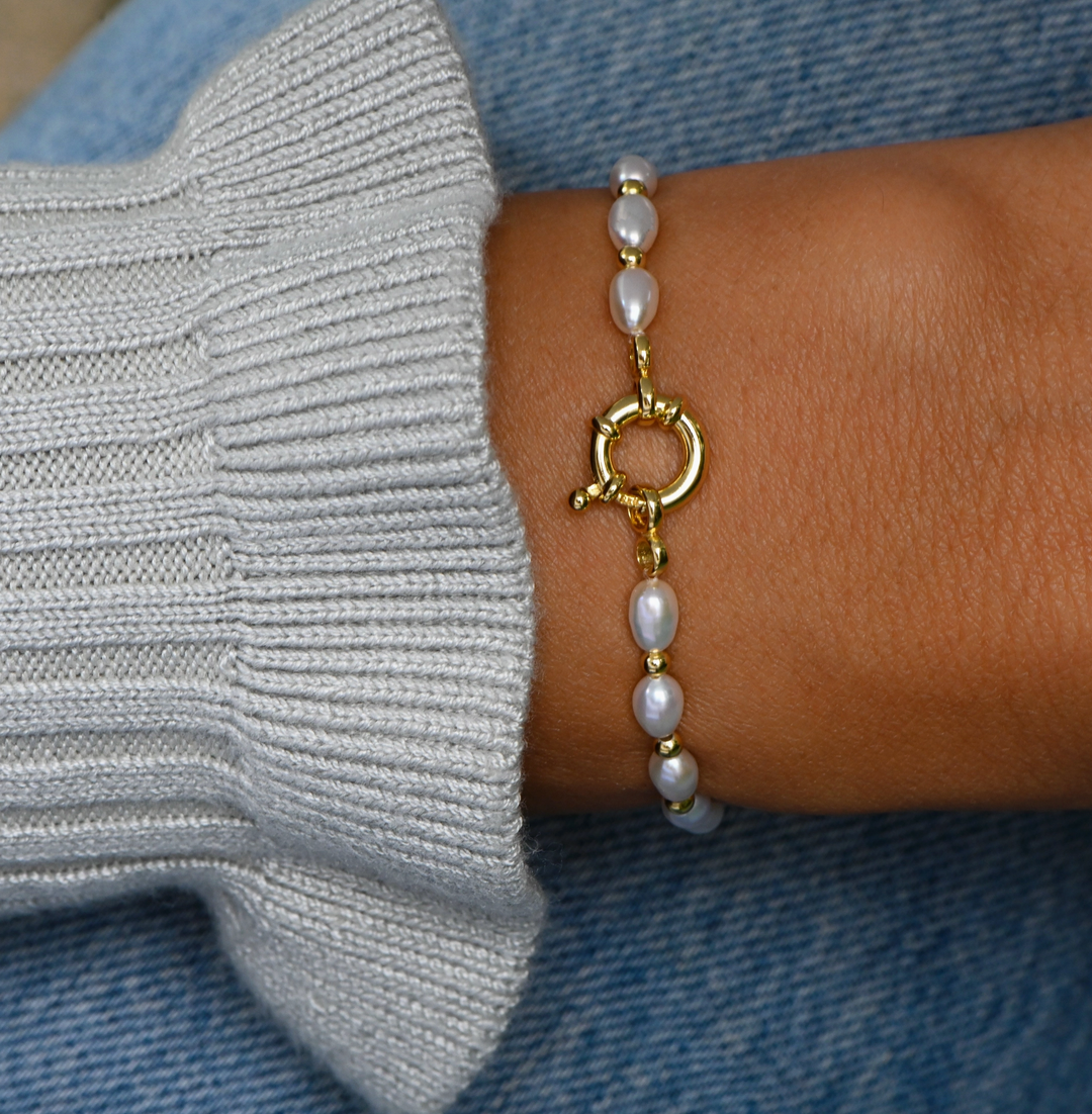 Pearly Bracelet