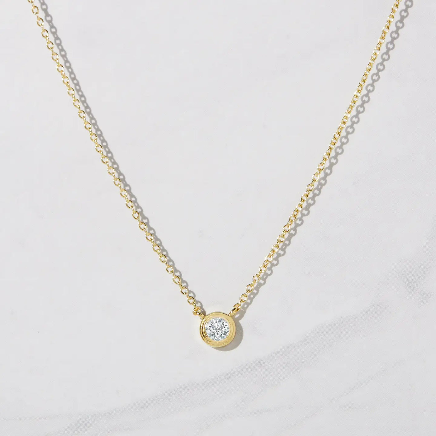 Dainty Bezel Solitare Necklace