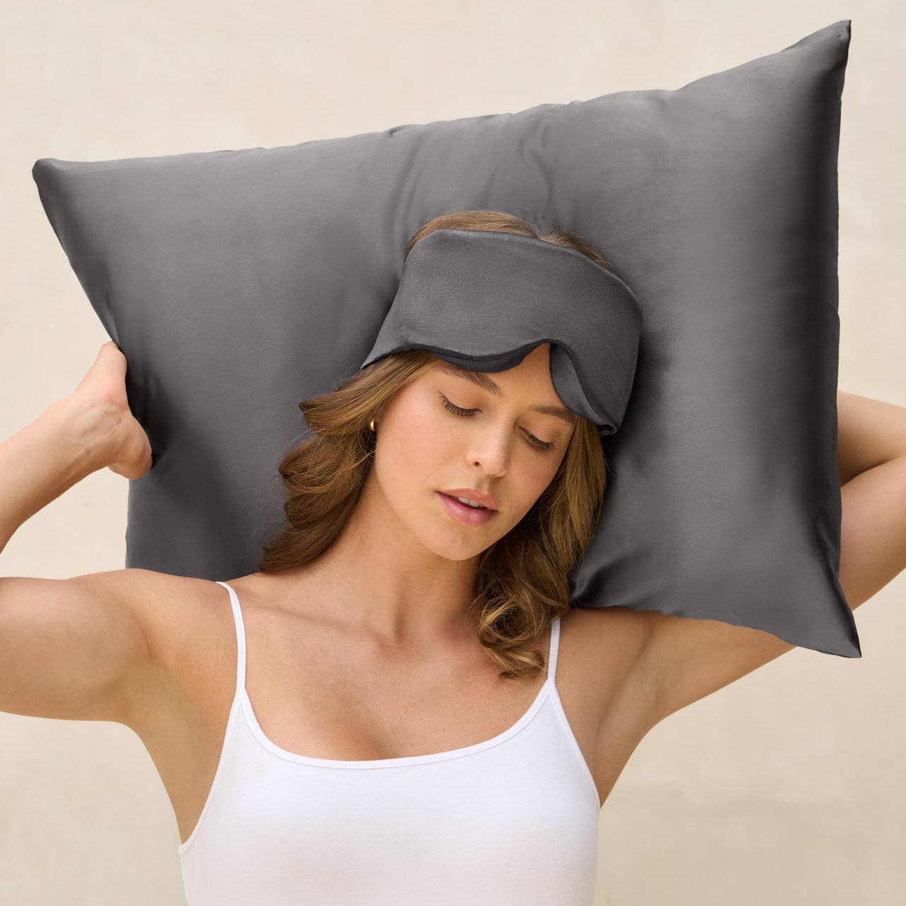 The Contour Pillow Eye Mask